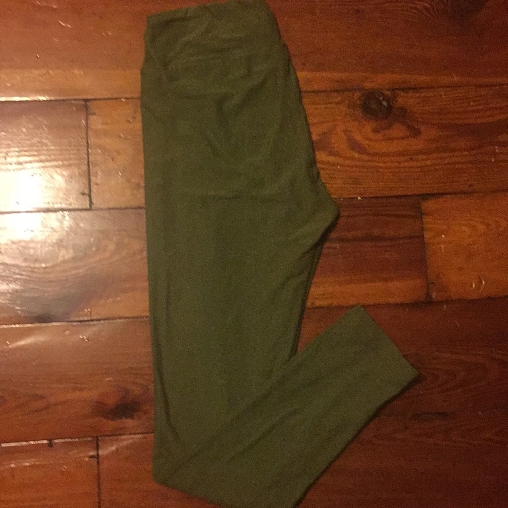 Lularoe OS Leggings Solid Green